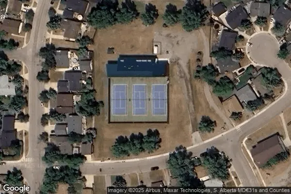 Tennis in Okotoks Tennis Centre - Tower Hill