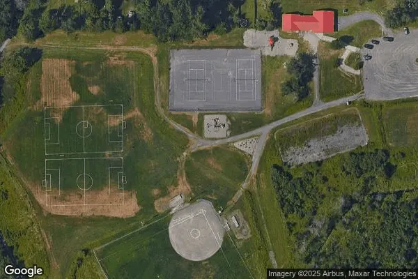 Tennis in Twin Forks Park