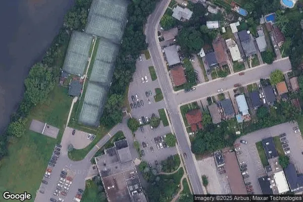 Tennis in Quaker Park Tennis Club