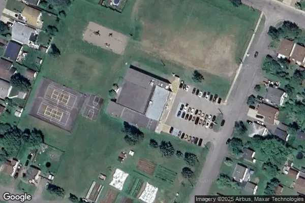 Tennis in Volunteer Pool