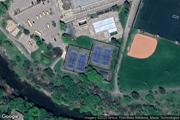 Tennis in York Weston Tennis Club