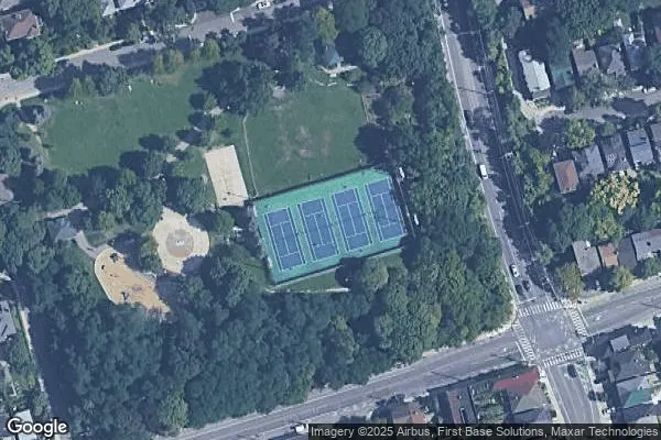 Tennis in Wychwood Tennis Club