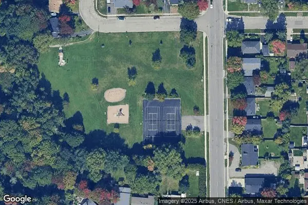 Tennis in Shannon Park
