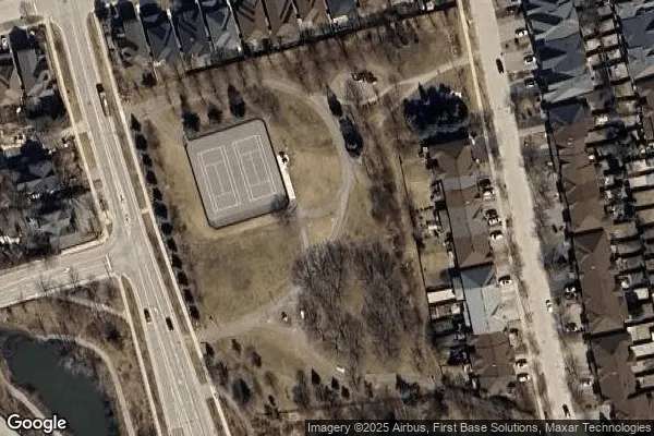 Tennis in Willow Grove Park
