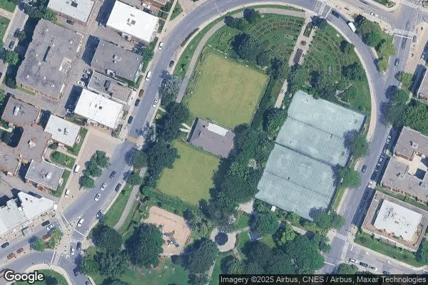Tennis in Mount Royal Country Club