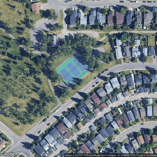 Tennis in Shawnessy Public Tennis Courts