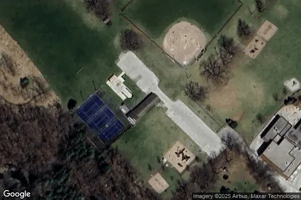 Tennis in North Burlington Tennis club